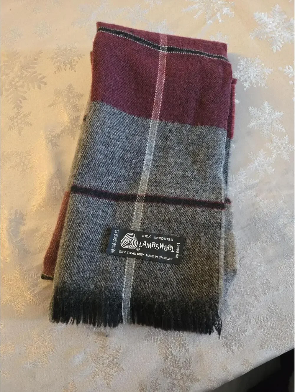 Vintage 100% Lambswool Plaid Scarf Made in Uruguay - Picture 1 of 4